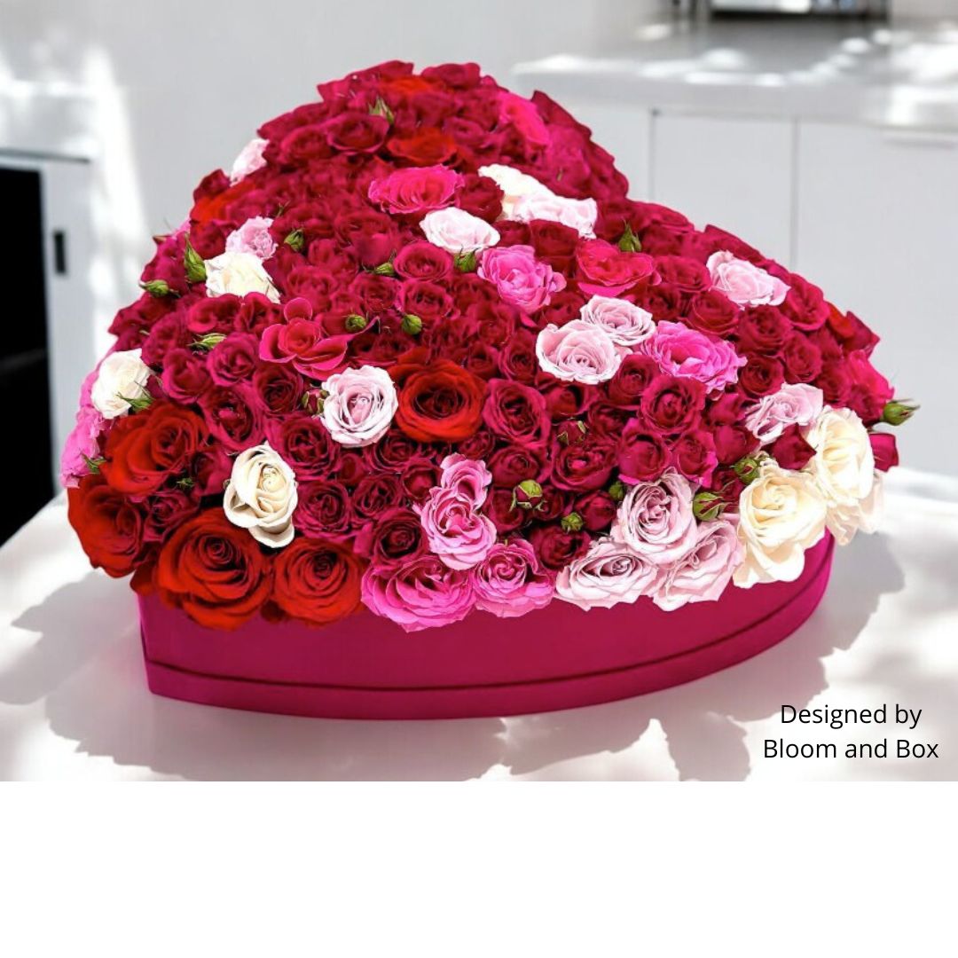 Custom Heart Flower Box 14.17"x15.74"x4.33" - Pre-Assemble Ready to Use - Pack of 30 Boxes in 3 colors - CFB