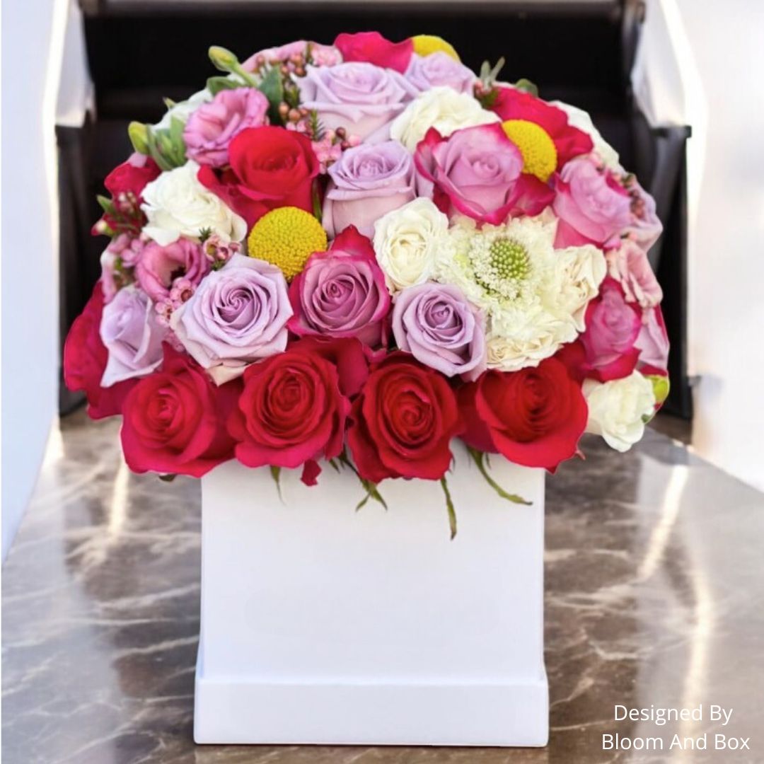 Custom Square Flower Box 5,56"x5,12"x5,56" - Pre-Assemble Ready to Use - Pack of 30 Boxes in 3 colors - CFB